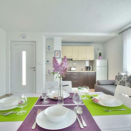 Apartments Antunovic Umag Exterior photo