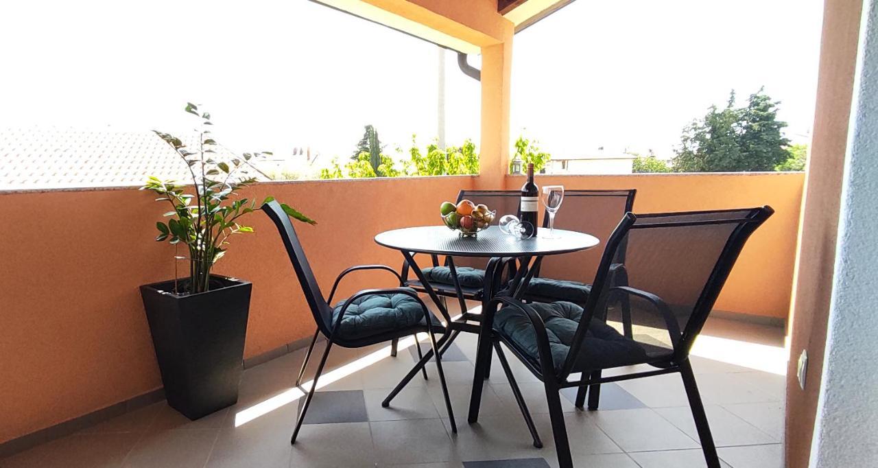 Apartments Antunovic Umag Exterior photo