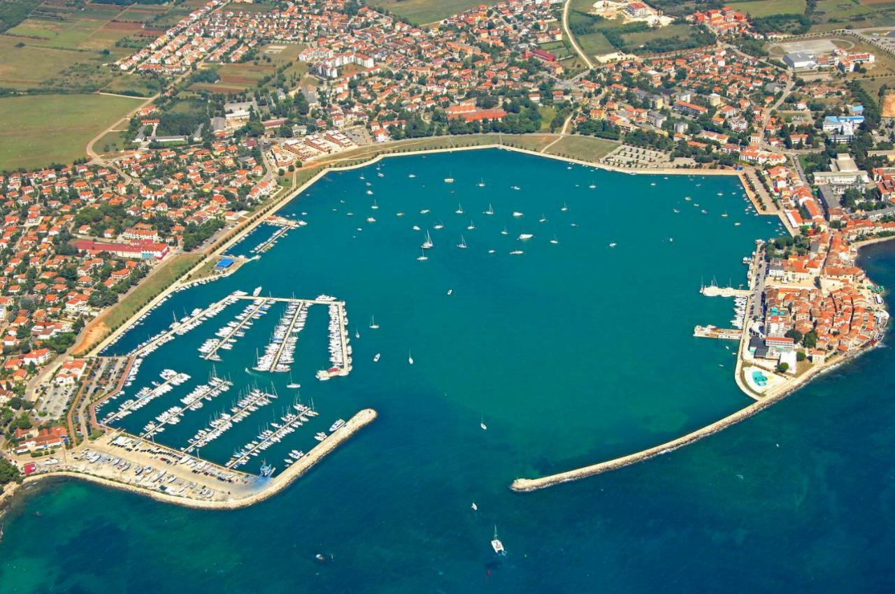Apartments Antunovic Umag Exterior photo